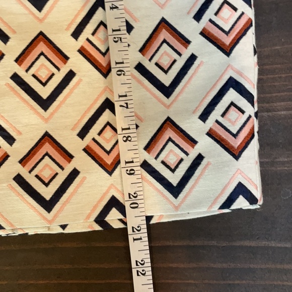 Ann Taylor skirt (Size 0P) - Picture 6 of 6